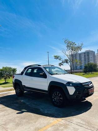 FIAT STRADA 1.8 MPI ADVENTURE CD 16V FLEX 3P MANUAL
